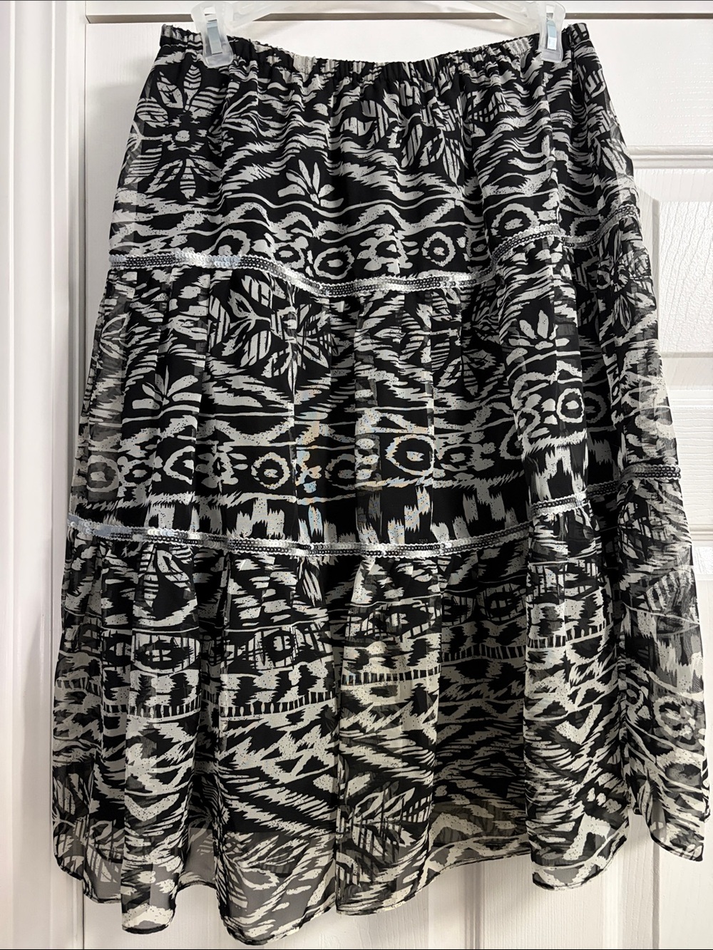Black & White Patterned Tiered Women's Skirt
